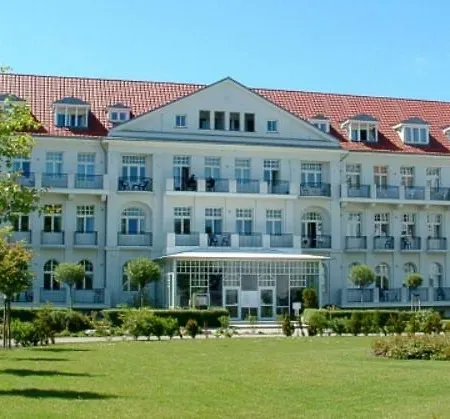 Haus am Park - Wohnung 24 Ostseebad Kühlungsborn Exterior foto